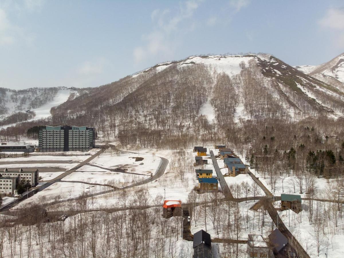 Matsu House With Air Conditioner - 5 Min To Rusutsu Ski Resort Buitenkant foto