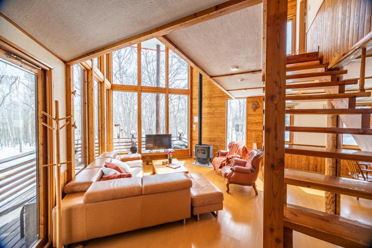 Matsu House With Air Conditioner - 5 Min To Rusutsu Ski Resort Buitenkant foto