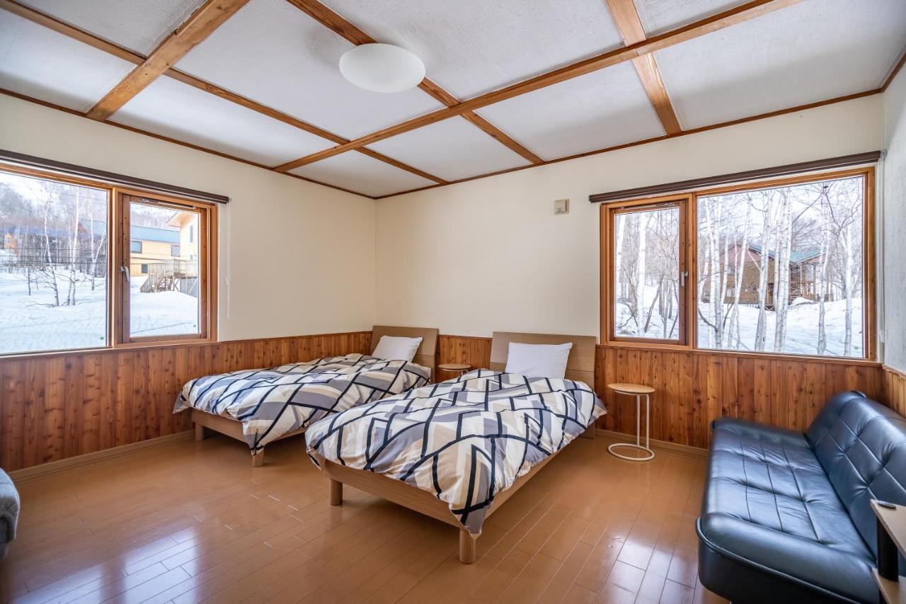 Matsu House With Air Conditioner - 5 Min To Rusutsu Ski Resort Buitenkant foto